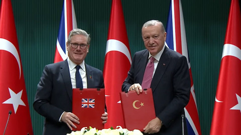 Beştepe'de tarihi imzalar atıldı! Türkiye 3 ülkeden 44 Eurofighter alacak!