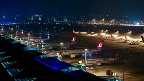 Deprem sonrası İstanbul'da uçaklara deprem uyarısı