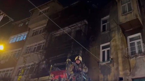 Kız isteme töreni kabusa döndü! O anlar kamerada