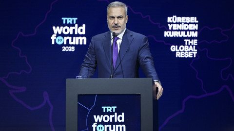 Hakan Fidan TRT World Forum'da konuştu! 'Barış için ön cephelerde olmaya devam edeceğiz'