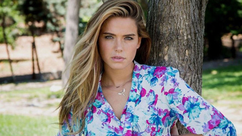 Ceyda Ateş'in korku dolu anları! Oturduğu sitede yakalanan timsahı görüntüledi