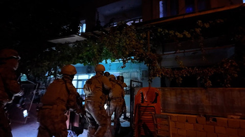 3 ilde silah kaçakçılığı operasyonu: 34 kişi gözaltına alındı