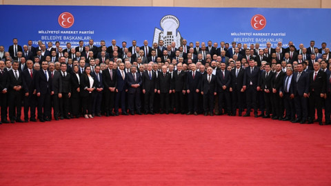 MHP lideri Bahçeli, MHP'li belediye başkanlarıyla yemekte bir araya geldi