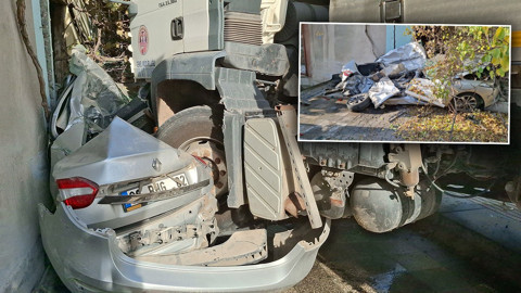 Başkentte korkunç kaza! Kamyon otomobili ezdi: Görenler şok oldu!