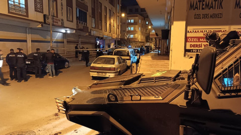 Alacak kavgasında kan aktı! 2 ölü, 3 yaralı