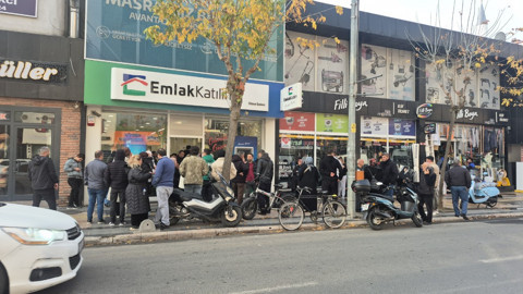 Sosyal konut başvuruları başladı! Vatandaş bankalara akın etti! e-Devlet’te erişim yoğunluğu!