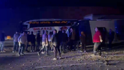 Osmaniye’de yolcu otobüsü devrildi: Çok sayıda yaralı var