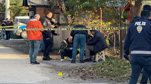 Akraba iki aile arasında silahlı kavga! Ortalık savaş alanına döndü: Çok sayıda yaralı var