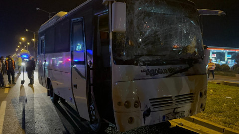 Bolu'da can pazarı! 3 işçi servisi çarpıştı: Çok sayıda yaralı var