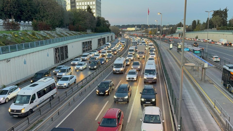 İstanbul'da trafik kilitlendi
