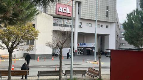 Kantinden yemek aldılar! Öğrenciler hastaneye kaldırıldı