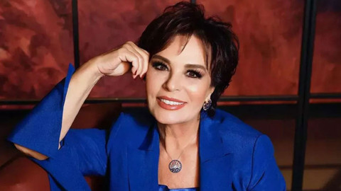 Yeşilçam'ın efsanesi Hülya Koçyiğit mezun olduğu okulda açıkladı! "Yaşımı 8 ay büyüttüler"