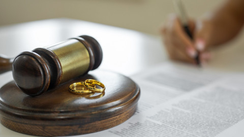 Boşanma aşamasında bunu asla yapmayın! Emsal hapis cezası kararı