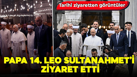 Papa, Sultanahmet Camii'nde! Ayakkabı detayı dikkat çekti