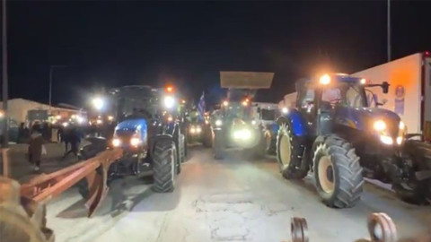 Çiftçi eylemi Türkiye sınırını kilitledi!