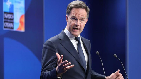 NATO'dan Putin'e: "Hiçbir yere gitmiyoruz"