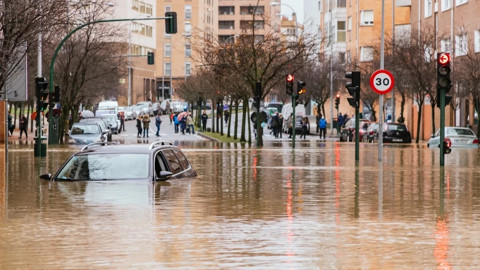 İspanya'da sel faciası! 1 kişi hayatını kaybetti, kayıplar var