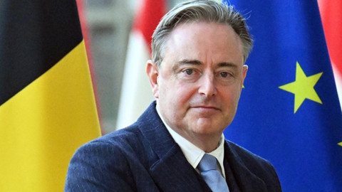 Belçika'dan ABD'ye sert çıkış! 'Çok aç bir tırtıla benziyor!