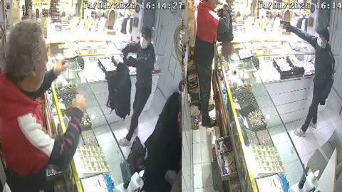 Bahçelievler'de film gibi soygun! Kuyumcuyu soyup metrobüsle kaçan şüpheli tutuklandı