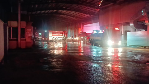 Makarna fabrikasında korkutan yangın!