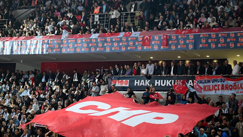 CHP'nin 38. Olağan Kurultayı'nda usulsüzlük yapıldığı suçlamasıyla açılan dava ertelendi!