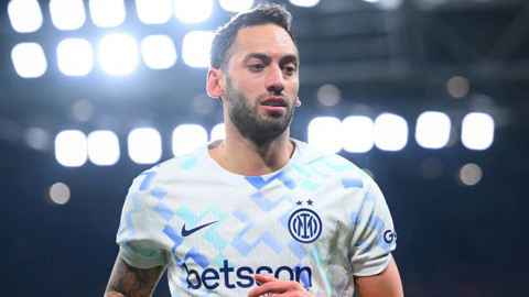Galatasaraylılar yolunu gözlüyordu! Hakan Çalhanoğlu'ndan olay transfer kararı!