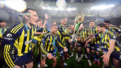 Fenerbahçe'de sadece 18 maç oynayıp taraftarı deliye döndürdü! 22 milyon euro bonservisi olan yıldızda flaş gelişme