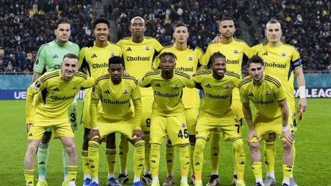 Fenerbahçe'den tüm alacaklarını bıraktı! 1 TL bile almam dedi, iş imzaya kaldı