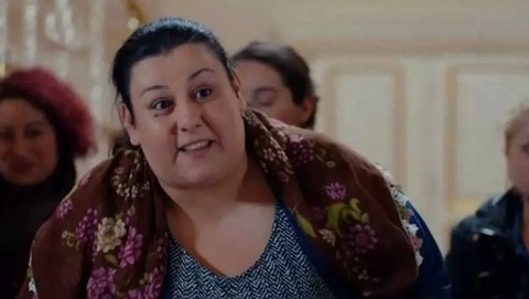 Usta oyuncu Esin Gündoğdu'nun son halini görenler şaştı kaldı! 72 kilo verdi, bambaşka biri oldu! "Azmin zaferi" - Resim: 1