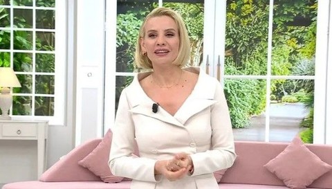 Esra Erol dizide rol alacak! İşte rolü - Resim: 1