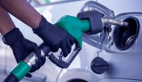 Akaryakıta yapılan zam pompaya yansıdı! İşte güncel benzin ve motorin fiyatları - Resim: 1