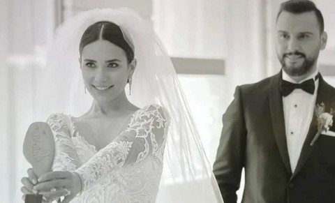 Alişan'dan romantik kutlama! Eşi Buse Varol'a aşkını haykırdı - Resim: 1