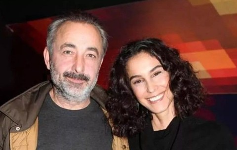 Herkesin parmakla gösterdiği ilişkiye nazar değdi! Mehmet Aslantuğ ile Arzum Onan boşanıyor mu? Evi terk etme detayı şoke etti - Resim: 1