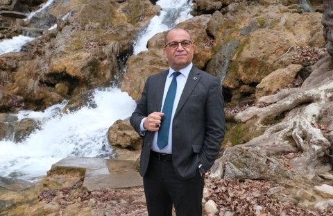 Adana'da kiraz çiçekleriyle ünlü doğa harikası bölgeden müthiş haber geldi. Yeniden aktığını gören vatandaşlar sevinç gözyaşlarına boğuldu - Resim: 1