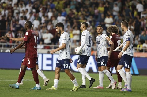 Fenerbahçe'den transferde büyük ters köşe! Sol kanada 22'lik Arjantinli yıldız adayı! Ali Koç 4 milyon dolar bonservis ödemeye hazır - Resim: 1