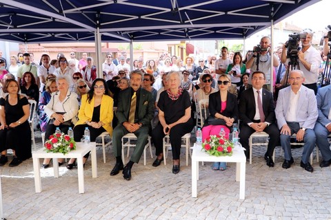 Yıllar sonra bir araya geldiler! Kadir İnanır ve Türkan Şoray'ın son hali şaşırttı - Resim: 1