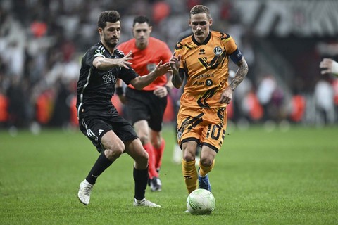 Beşiktaş resmen açıkladı! Şenol Güneş’in istifası sonrası yeni teknik direktör belli oldu! Seçime kadar takımın başına o olacak! - Resim: 1