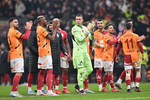 Kerem Aktürkoğlu’nu mumla arattı! Galatasaray’ın 6 milyon euroluk yıldızı pişman etti! Ligde 12 maçtır ne golü ne asisti var! - Resim: 1
