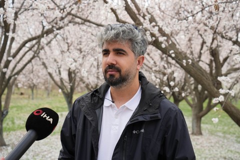 Doğu Anadolu Bölgesi'nin Çukurova'sından müthiş bir manzara geldi. 400'lercesi teker teker aynı manzaraya büründü - Resim: 1