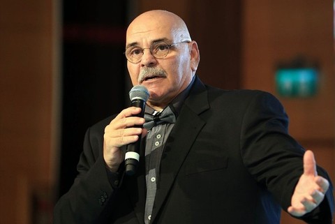Merhum oyuncu Rasim Öztekin'in kızı Pelin Öztekin, babasıyla ilgili en büyük hayalini açıkladı - Resim: 1