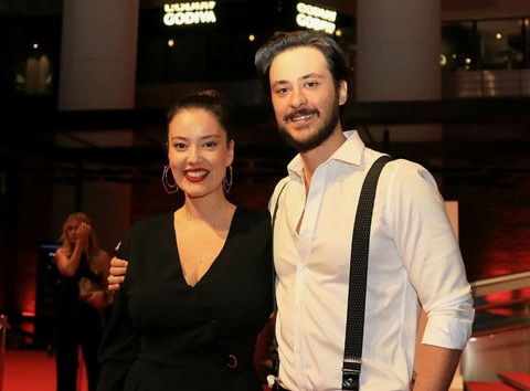 Anıl Altan ve Pelin Akil çiftinin boşanacakları konuşulmuştu! Ünlü çift, bu kez hamilelik  söylentileriyle gündem oldu! Açıklama geldi - Resim: 1