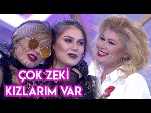 Bahar Candan ve Nihal Candan'ın annesi kızlarını gölgede bıraktı! - Resim: 1