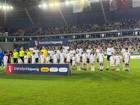Transfere hız verildi! Fenerbahçe’ye 19 yaşında, 4 milyon euroluk Rus orta saha! Menajeriyle temasa geçildi - Resim: 1