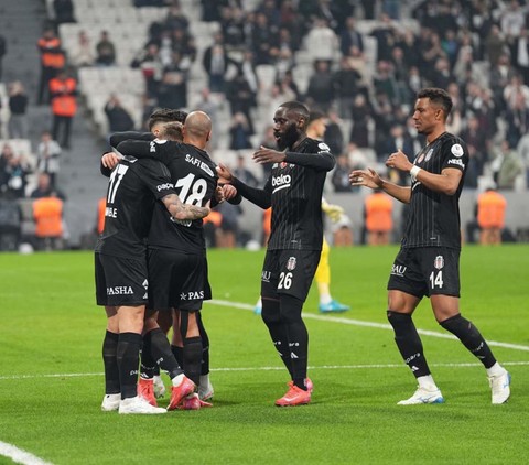 Beşiktaş’a Arabistan’dan transfer piyangosu! Serdal Adalı’dan bilgi aldılar! 6 milyon euroluk yıldız sezon sonu gidecek - Resim: 1
