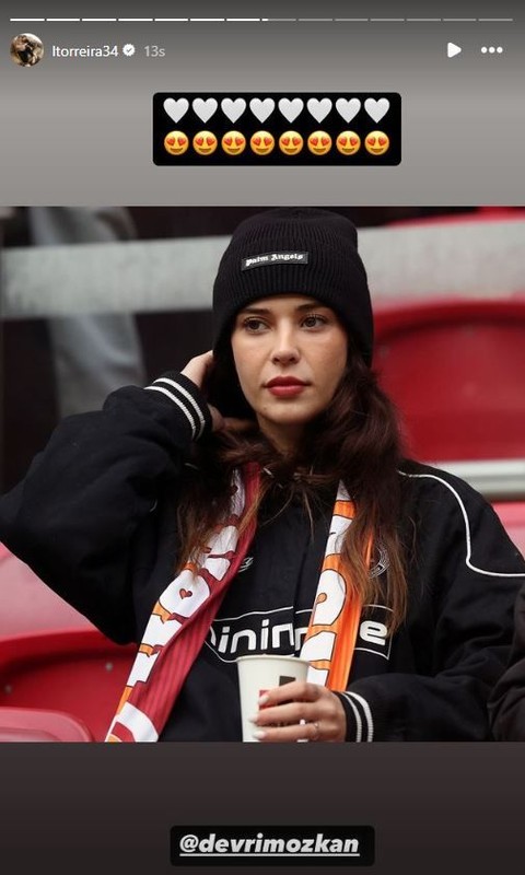 Devrim Özkan, aşka geldi! Galatasaray'ın Uruguaylı yıldızı Torreira'yı öpmelere doyamadı - Resim: 3