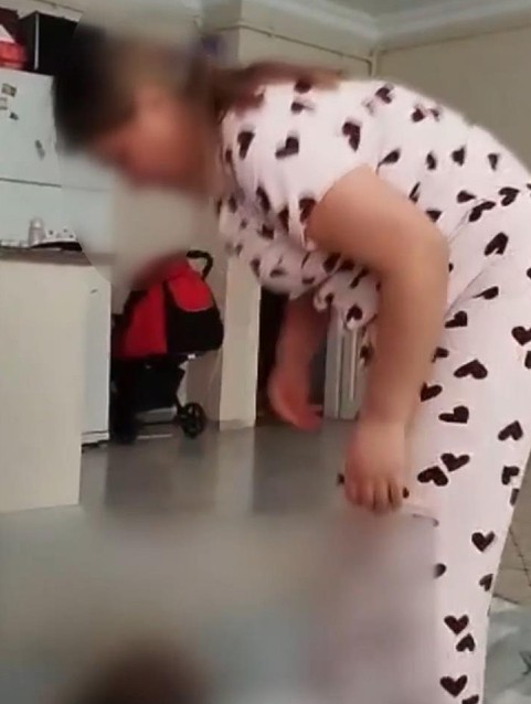 İstanbul'da bakıcı dehşeti! Bebeği tekme tokat dövdü: O cani yakalandı - Resim : 2