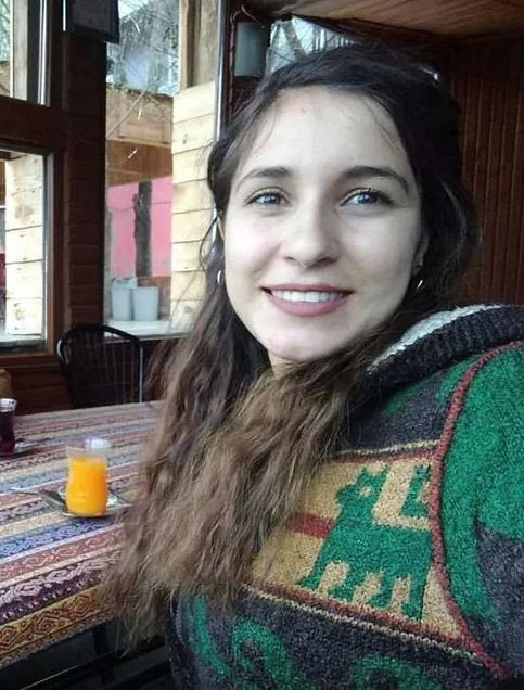 Gülistan son gecesini orada geçirmiş! 'Kalacak yerim yok' diyerek hocasına gitmiş: Üşümüş, yorgun ve ağlayacak haldeydi - Resim : 3