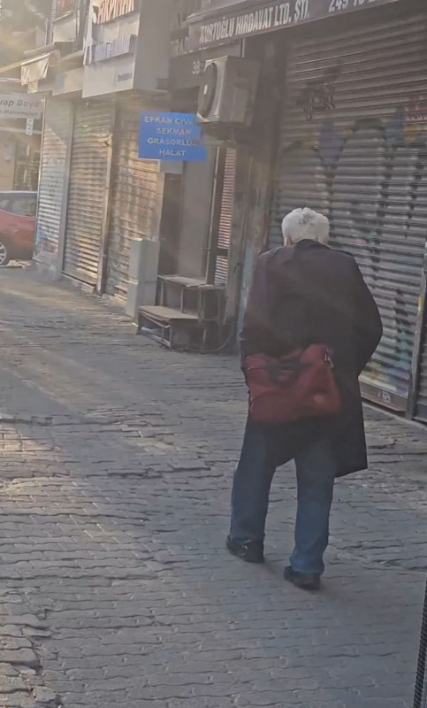 Yeşilçam'ın efsane ismi İhsan Gedik son haliyle sevenlerini üzdü! Geçim mücadelesi veriyor - Resim: 4