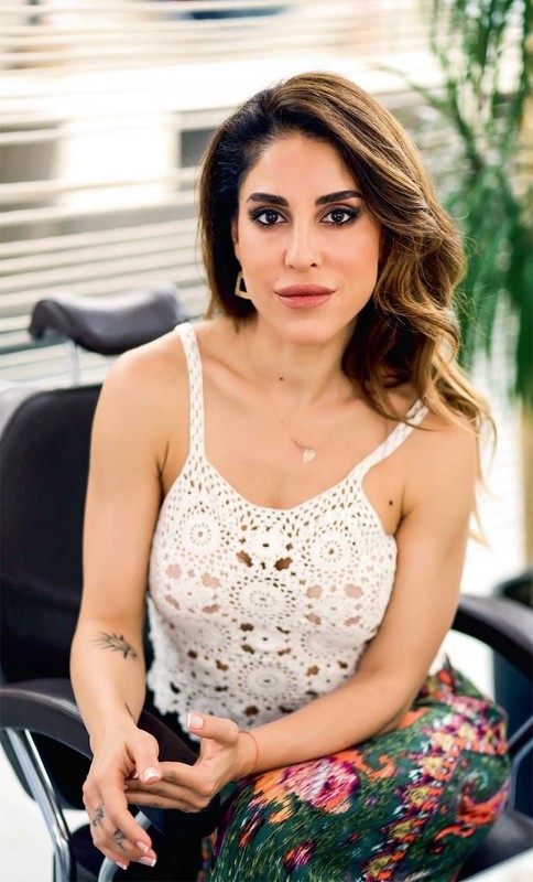 Oyunculuğu bırakıp Bali'ye yerleşmişti! Irmak Ünal'ın bikinili pozları sosyal medyayı kasıp kavurdu! Kusursuz fiziği dikkat çekti - Resim: 1