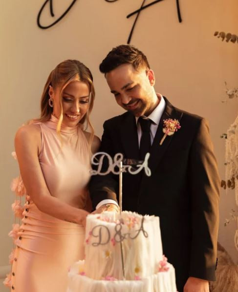 Derya Uluğ ve Asil Gök'ten hayranlarını sevindiren adım - Resim : 2